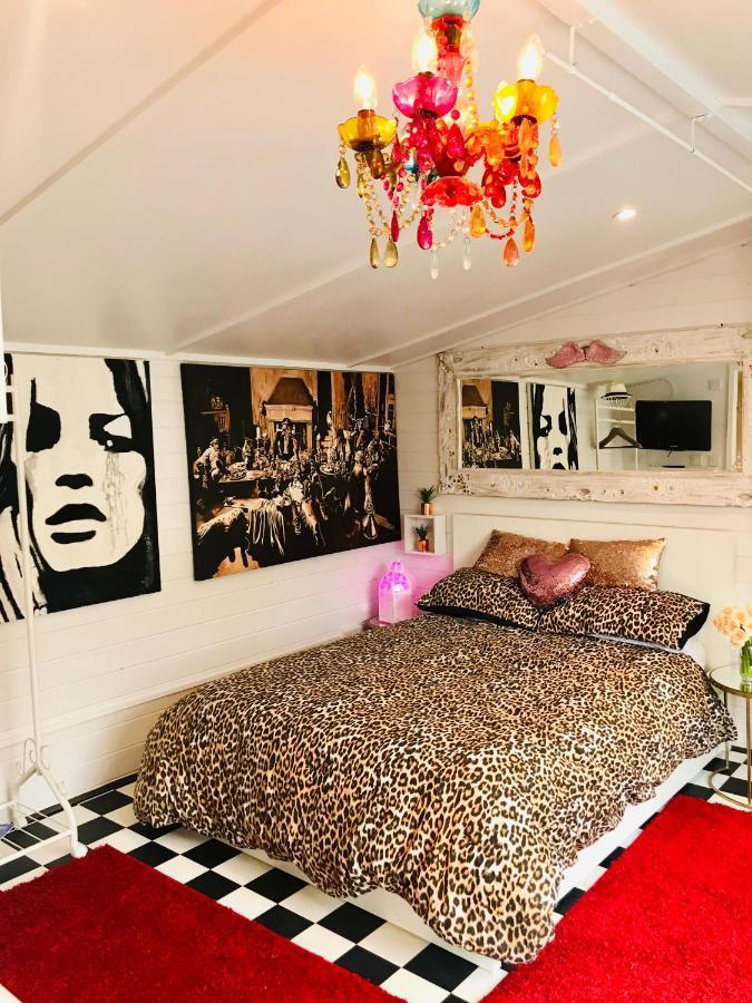 Ibiza Casa Hotell Whitstable Eksteriør bilde